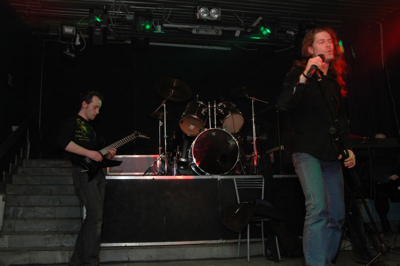 Фотографии -> Концерты -> День рождения группы TarakaN в клубе Арктика (16 апреля 2006) ->  Эпатаж -> Эпатаж - 010