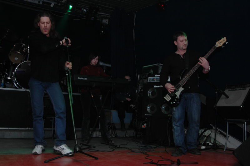 Фотографии -> Концерты -> День рождения группы TarakaN в клубе Арктика (16 апреля 2006) ->  Эпатаж -> Эпатаж - 012