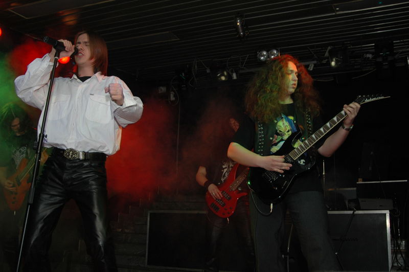 Фотографии -> Концерты -> День рождения группы TarakaN в клубе Арктика (16 апреля 2006) ->  Орион -> Орион - 001