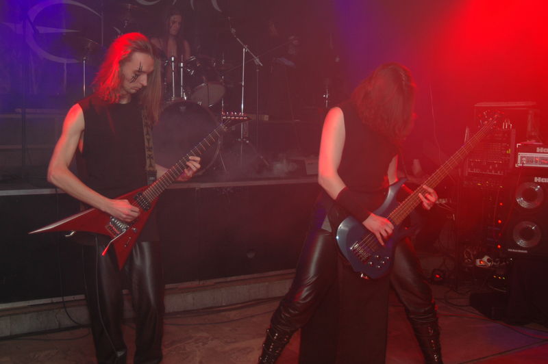 Фотографии -> Концерты -> День рождения группы TarakaN в клубе Арктика (16 апреля 2006) ->  Orient Evil -> Orient Evil - 004