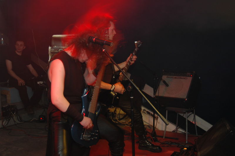 Фотографии -> Концерты -> День рождения группы TarakaN в клубе Арктика (16 апреля 2006) ->  Orient Evil -> Orient Evil - 005