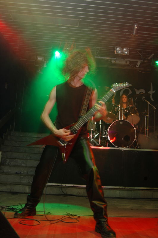 Фотографии -> Концерты -> День рождения группы TarakaN в клубе Арктика (16 апреля 2006) ->  Orient Evil -> Orient Evil - 039