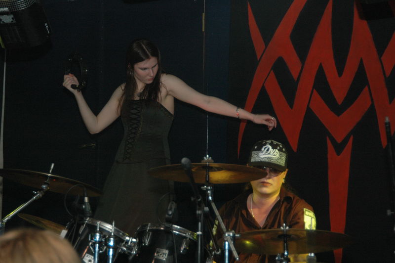 Фотографии -> Концерты -> Alkonost в клубе Арктика (28 апреля 2006) ->  Wolfsangel -> Wolfsangel - 040