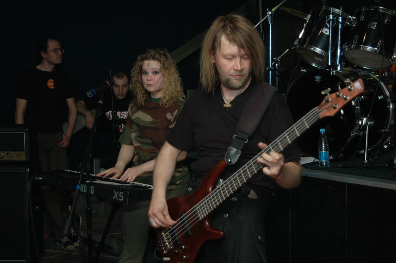 Фотографии -> Концерты -> Alkonost в клубе Арктика (28 апреля 2006) ->  Wolfsangel -> Wolfsangel - 041