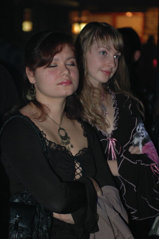 Фотографии -> Концерты -> Концерт в клубе Арктика (11 ноября 2006) ->  Люди на концерте -> Люди на концерте - 026