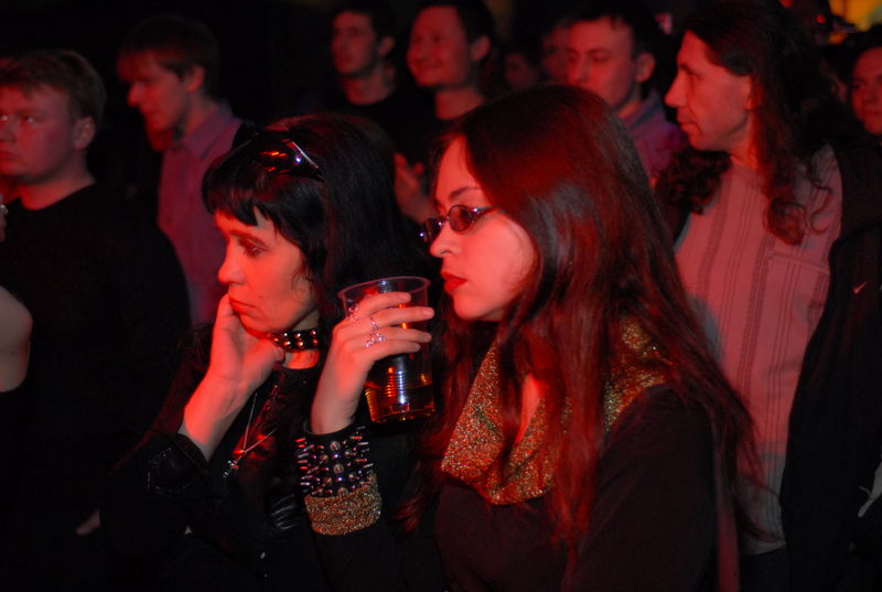 Фотографии -> Концерты -> День рождения передачи "Сумерки Богов" в клубе Арктика (31 марта 2007) ->  Люди на концерте -> Люди на концерте - 002