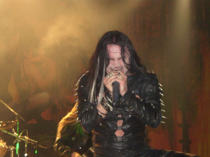Фотографии -> Концерты ->  Cradle Of Filth в ЛДМ (14 марта 2003) -> Cradle Of Filth в ЛДМ (14 марта 2003) - 005