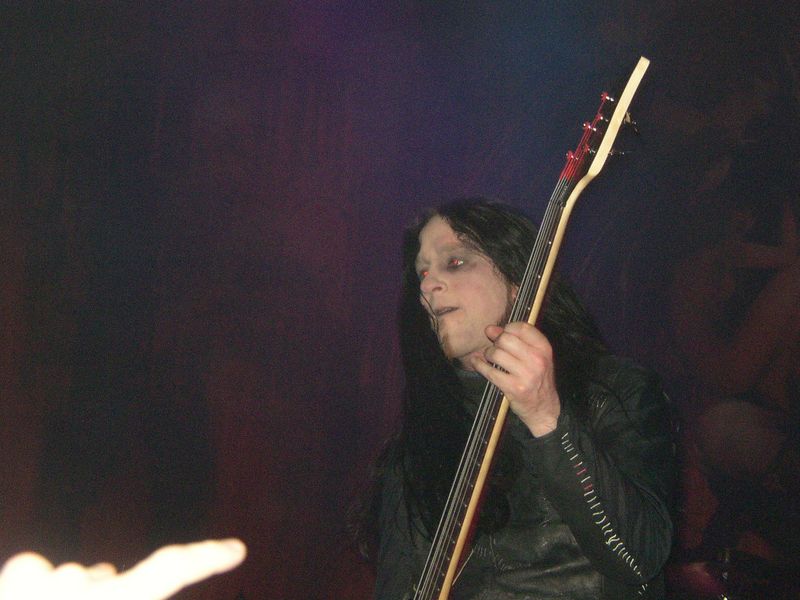 Фотографии -> Концерты ->  Cradle Of Filth в ЛДМ (14 марта 2003) -> Cradle Of Filth в ЛДМ (14 марта 2003) - 006