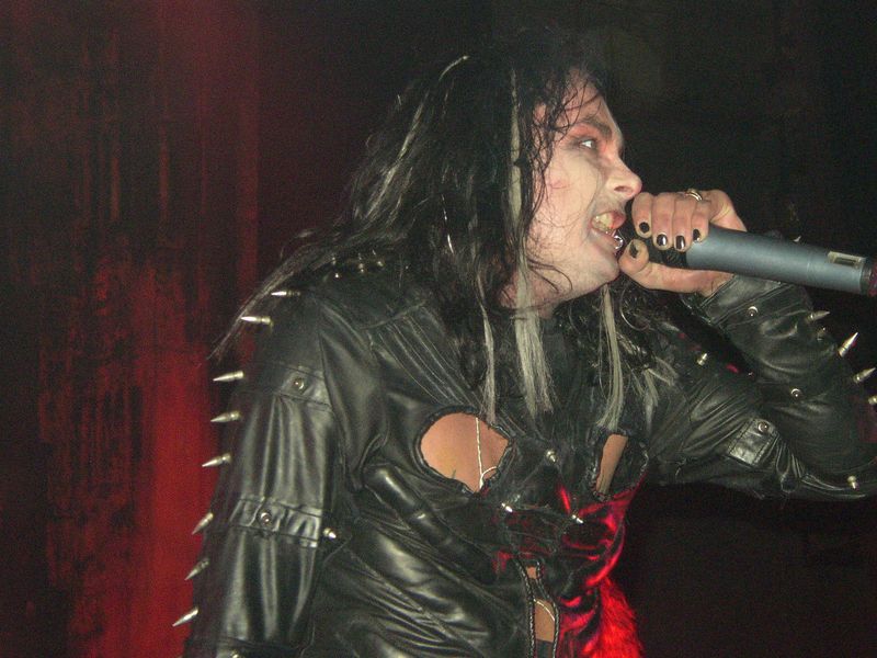 Фотографии -> Концерты ->  Cradle Of Filth в ЛДМ (14 марта 2003) -> Cradle Of Filth в ЛДМ (14 марта 2003) - 009