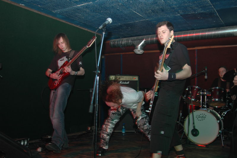 Фотографии -> Концерты -> Концерт в клубе Легенда (10 марта 2006) ->  Zoebeast -> Zoebeast - 017