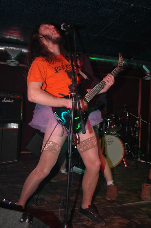 Фотографии -> Концерты -> Концерт в клубе Легенда (10 марта 2006) ->  Engorged Vaginal Abyss -> Engorged Vaginal Abyss - 002