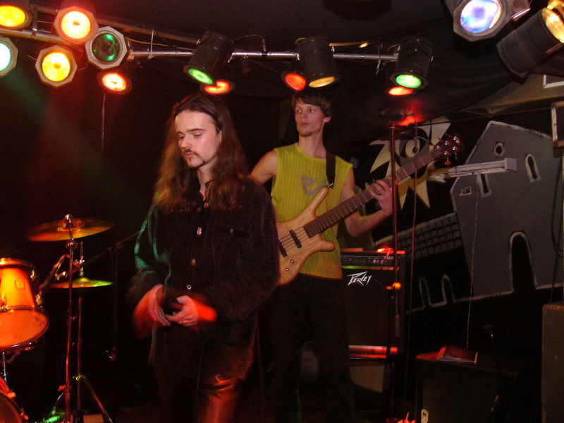 Фотографии -> Концерты -> Концерт в клубе Орландина (25 декабря 2004) ->  Frosted Glass -> Frosted Glass - 005