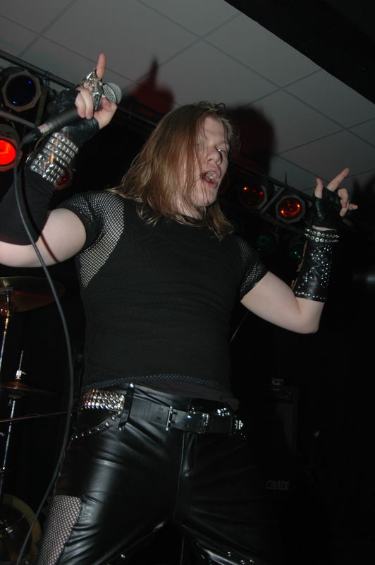 Фотографии -> Концерты -> Orlandina Metal Blast: День второй (22 апреля 2006) ->  Xe-None -> Xe-None - 010