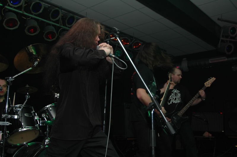 Фотографии -> Концерты -> Orlandina Metal Blast: День второй (22 апреля 2006) ->  Antisacrum -> Antisacrum - 011