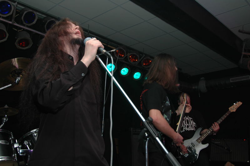 Фотографии -> Концерты -> Orlandina Metal Blast: День второй (22 апреля 2006) ->  Antisacrum -> Antisacrum - 019