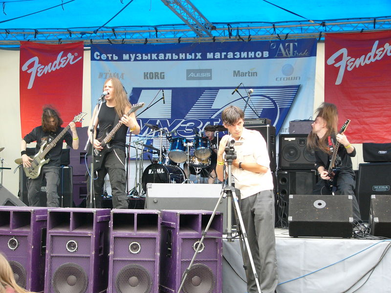 Фотографии -> Концерты -> Rock Palace Open Air в Пушкине (24 июля 2005) ->  Buicide -> Buicide - 004