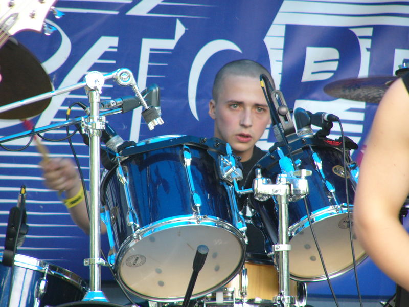 Фотографии -> Концерты -> Rock Palace Open Air в Пушкине (24 июля 2005) ->  Buicide -> Buicide - 008