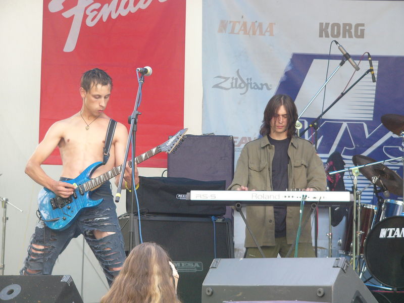 Фотографии -> Концерты -> Rock Palace Open Air в Пушкине (24 июля 2005) ->  Empire Of Crimes -> Empire Of Crimes - 006
