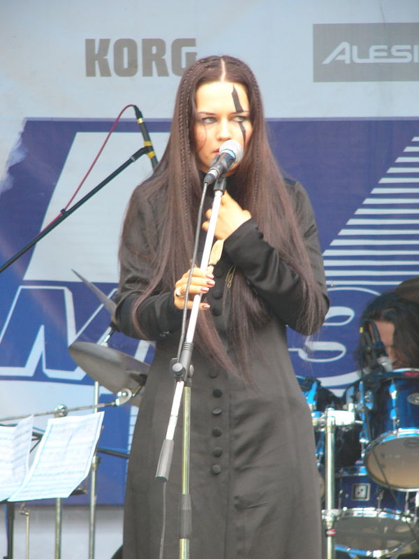 Фотографии -> Концерты -> Rock Palace Open Air в Пушкине (24 июля 2005) ->  Atomica -> Atomica - 008