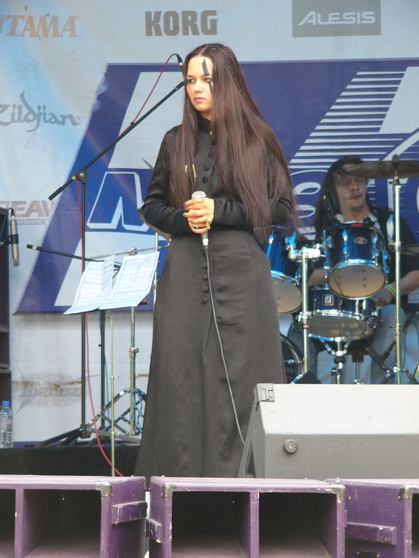 Фотографии -> Концерты -> Rock Palace Open Air в Пушкине (24 июля 2005) ->  Atomica -> Atomica - 009