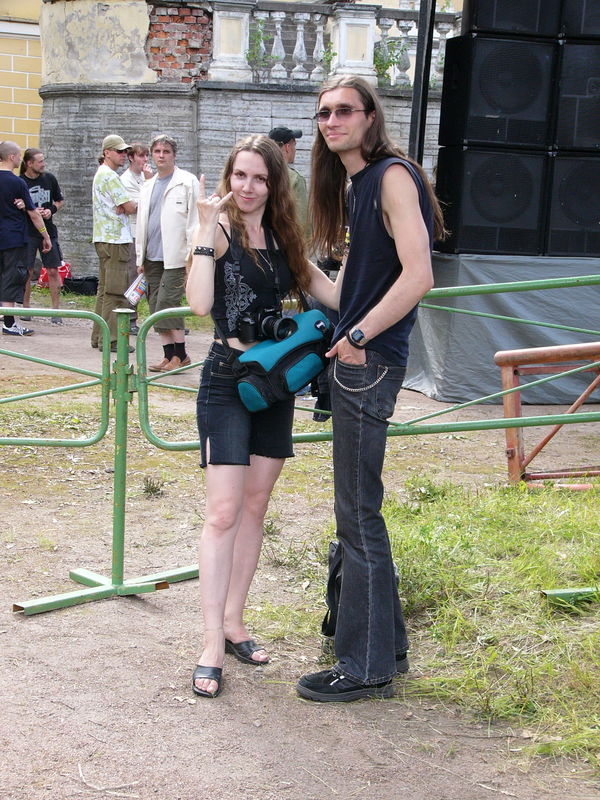 Фотографии -> Концерты -> Rock Palace Open Air в Пушкине (24 июля 2005) ->  Люди на концерте -> Люди на концерте - 032