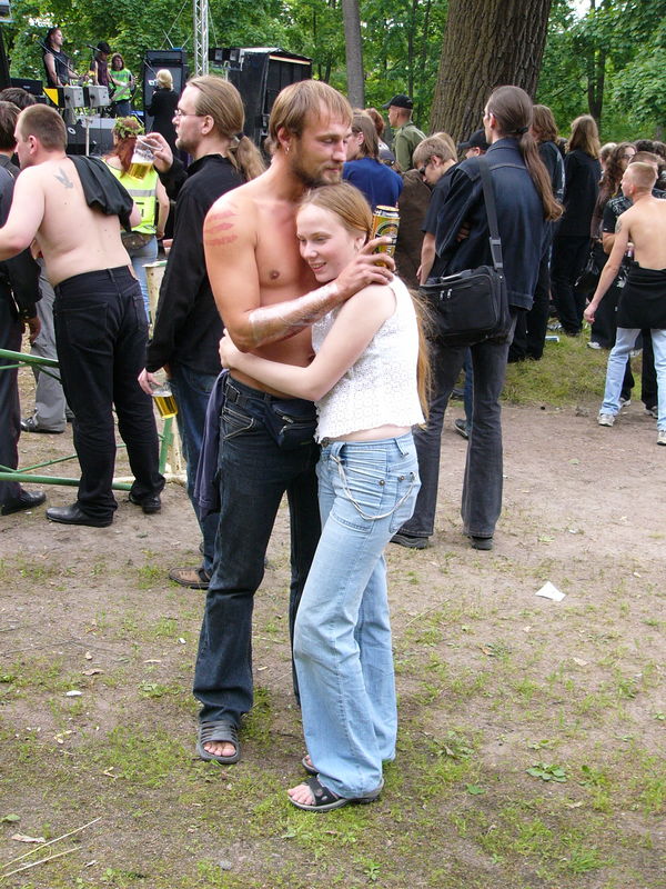 Фотографии -> Концерты -> Rock Palace Open Air в Пушкине (24 июля 2005) ->  Люди на концерте -> Люди на концерте - 050