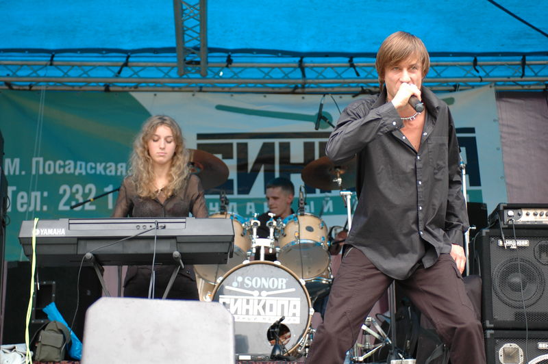 Фотографии -> Концерты -> Rock Palace Open Air II в Пушкине (29 июля 2006) ->  Magellan -> Magellan - 010