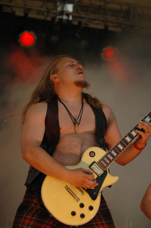 Фотографии -> Концерты -> Rock Palace Open Air II в Пушкине (29 июля 2006) ->  Тролль Гнёт Ель -> Тролль Гнёт Ель - 019