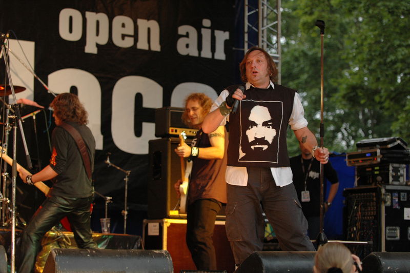 Фотографии -> Концерты -> Rock Palace Open Air II в Пушкине (29 июля 2006) ->  Ария -> Ария - 011