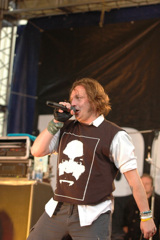 Фотографии -> Концерты -> Rock Palace Open Air II в Пушкине (29 июля 2006) ->  Ария -> Ария - 040