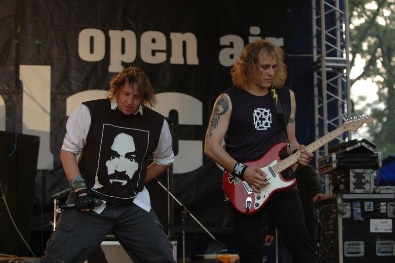 Фотографии -> Концерты -> Rock Palace Open Air II в Пушкине (29 июля 2006) ->  Ария -> Ария - 081