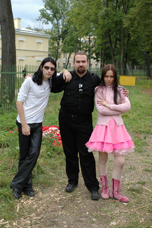 Фотографии -> Концерты -> Rock Palace Open Air II в Пушкине (29 июля 2006) ->  Люди на концерте -> Люди на концерте - 001