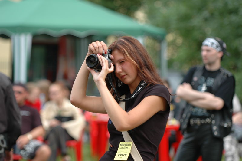 Фотографии -> Концерты -> Rock Palace Open Air II в Пушкине (29 июля 2006) ->  Люди на концерте -> Люди на концерте - 016