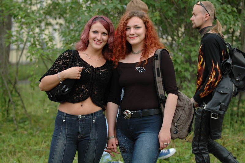 Фотографии -> Концерты -> Rock Palace Open Air II в Пушкине (29 июля 2006) ->  Люди на концерте -> Люди на концерте - 028