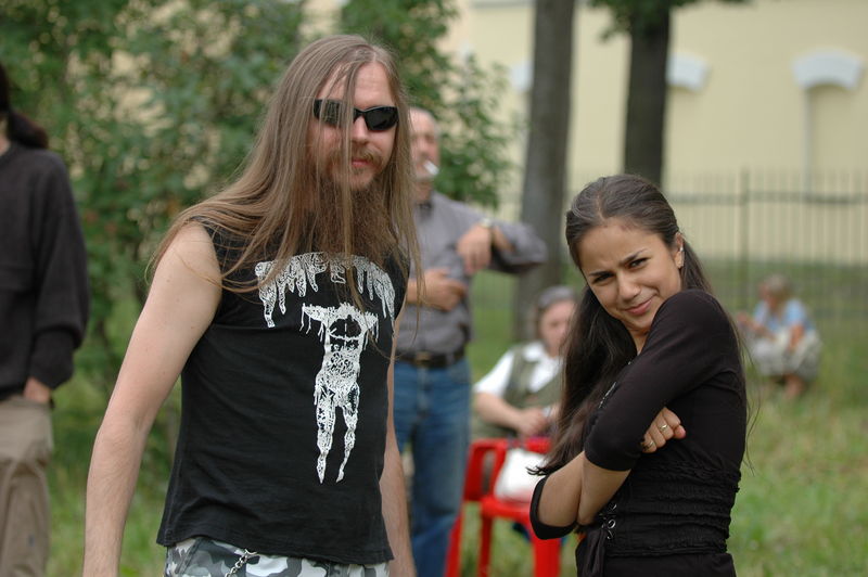 Фотографии -> Концерты -> Rock Palace Open Air II в Пушкине (29 июля 2006) ->  Люди на концерте -> Люди на концерте - 032