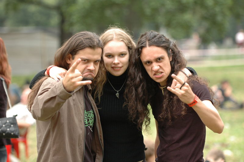 Фотографии -> Концерты -> Rock Palace Open Air II в Пушкине (29 июля 2006) ->  Люди на концерте -> Люди на концерте - 087