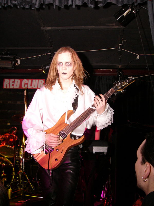 Фотографии -> Концерты -> Концерт в Red Club (31 марта 2005) ->  MoonSun Relight -> MoonSun Relight - 013