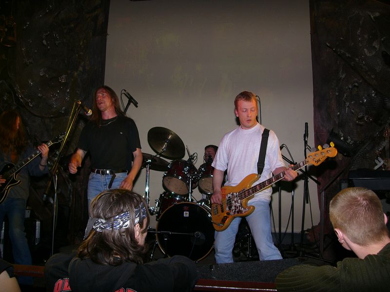 Фотографии -> Концерты -> Концерт в клубе Старый дом (21 мая 2004) ->  Great Sorrow -> Great Sorrow - 011