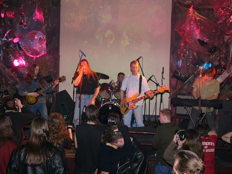 Фотографии -> Концерты -> Концерт в клубе Старый дом (21 мая 2004) ->  Great Sorrow -> Great Sorrow - 015