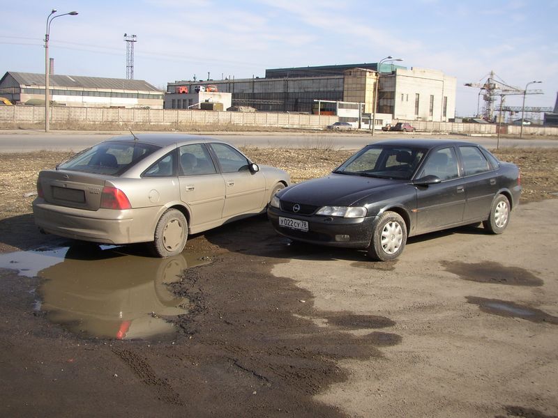 Фотографии -> Встречи -> SPB.CARS ->  12.04.2003 (Купчинская) -> 12.04.2003 (Купчинская) - 002