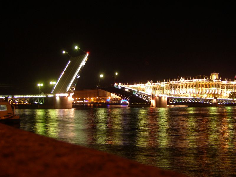 Фотографии -> Санкт-Петербург ->  Виды -> Виды - Дворцовый мост