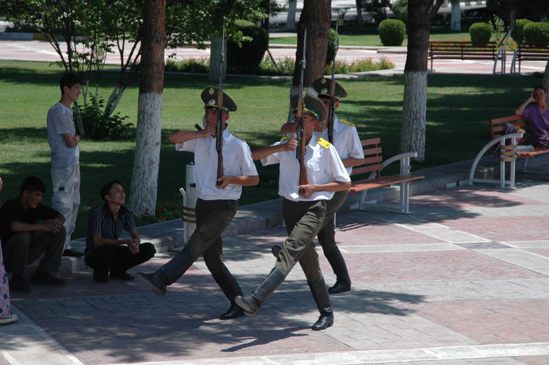 Фотографии -> Поездки -> Поездка в Ашгабат (8-12 июня 2006) ->  День четвёртый -> День четвёртый - 081