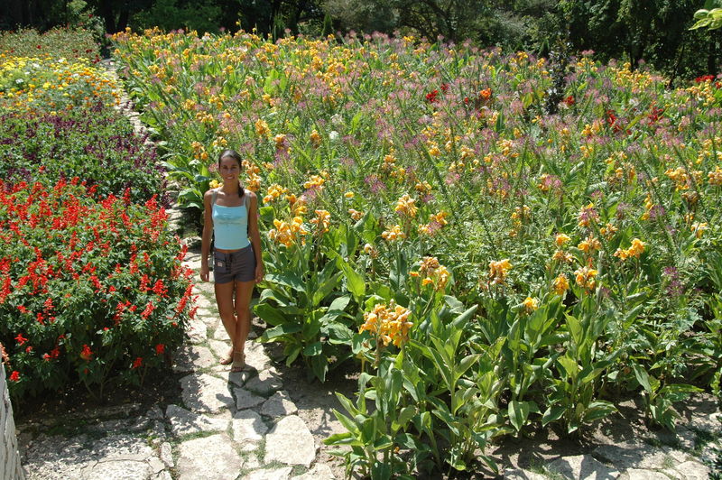 Фотографии -> Поездки -> Поездка в Болгарию (15-22 августа 2006) ->  День пятый. Прогулка в Ботанический сад -> День пятый. Прогулка в Ботанический сад - 068