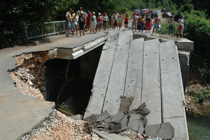 Фотографии -> Поездки -> Поездка в Болгарию (15-22 августа 2006) ->  День седьмой. Джип-сафари -> День седьмой. Джип-сафари - 097