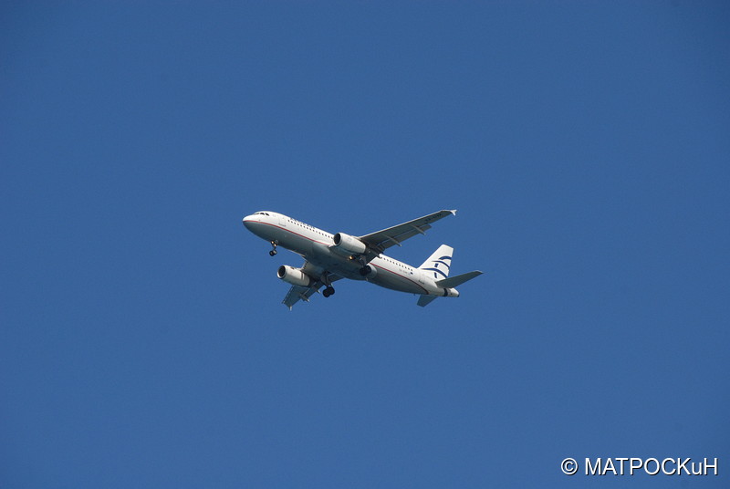 Фотографии -> Поездки -> Отпуск на Крите (24 августа - 18 сентября 2013) ->  Самолёты -> Самолёты - SX-DVK
