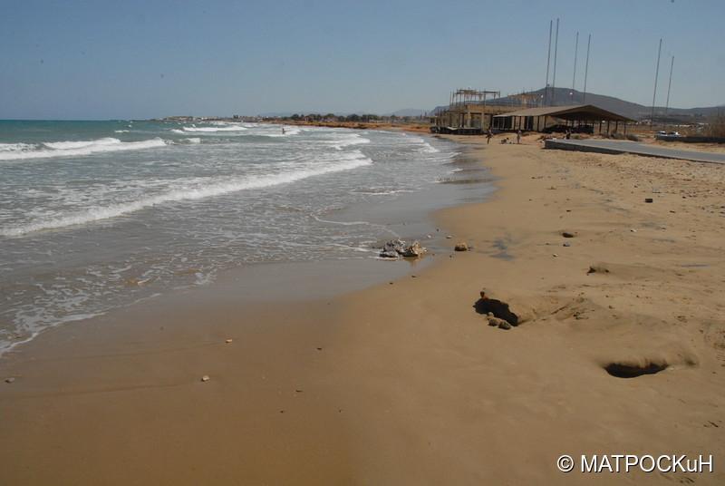 Фотографии -> Поездки -> Отпуск на Крите (24 августа - 18 сентября 2013) ->  На пляже -> На пляже - 001