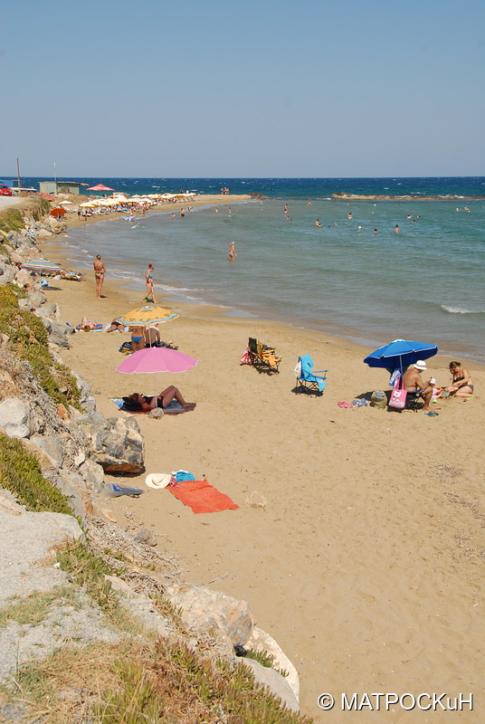Фотографии -> Поездки -> Отпуск на Крите (24 августа - 18 сентября 2013) ->  На пляже -> На пляже - 019
