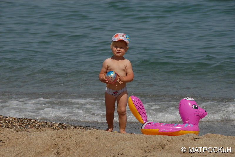 Фотографии -> Поездки -> Отпуск на Крите (17 августа - 7 сентября 2014) ->  На пляже -> На пляже - 006