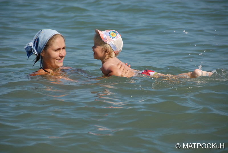 Фотографии -> Поездки -> Отпуск на Крите (17 августа - 7 сентября 2014) ->  На пляже -> На пляже - 018