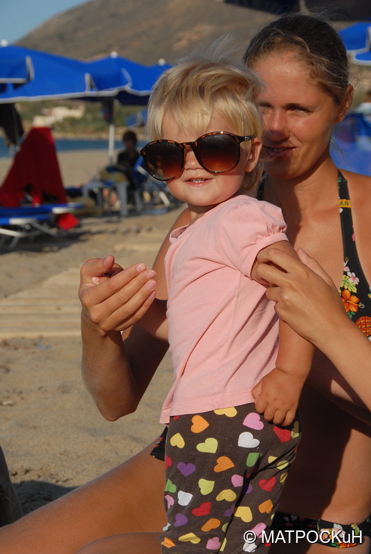 Фотографии -> Поездки -> Отпуск на Крите (17 августа - 7 сентября 2014) ->  На пляже -> На пляже - 044